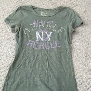 AEO graphic tee